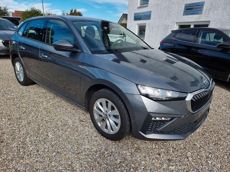 Gebraucht Skoda Scala Selection 116 PS (85 kW) 2024 Grau Kleinwagen