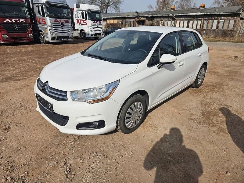 Gebraucht Citroën C4 Live 110 PS (80 kW) 2017 Weiß Limousine