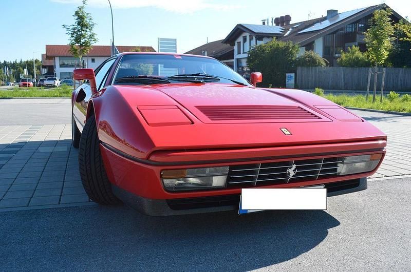 Gebraucht Ferrari 328 271 PS (199 kW) 1986 Rot Coupé