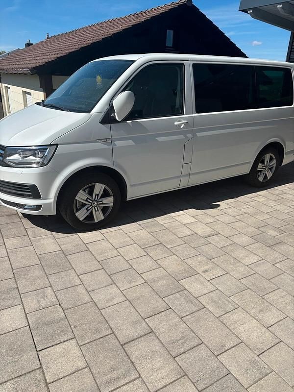 Usata VW Multivan 204 CV (150 kW) 2016 Bianco Monovolume
