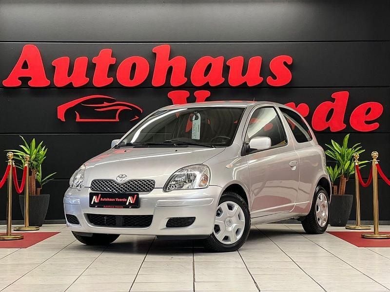 Silber Gebraucht 2005 Toyota Yaris Sol Kleinwagen | 5.990 € - Bild 1/4