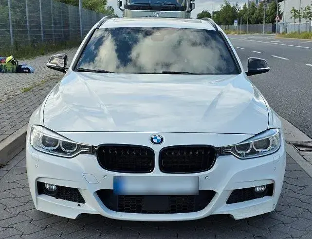 Gebraucht BMW 325 M Sport 218 PS (160 kW) 2015 Weiß Kombi