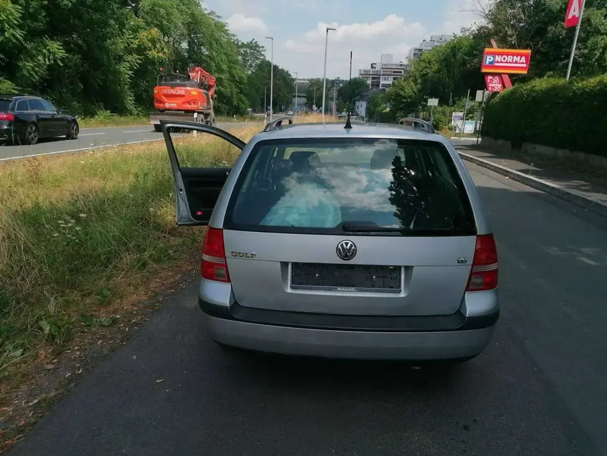 Gebraucht VW Golf IV Ocean 102 PS (75 kW) 2005 Reflexsilber metallic Kombi