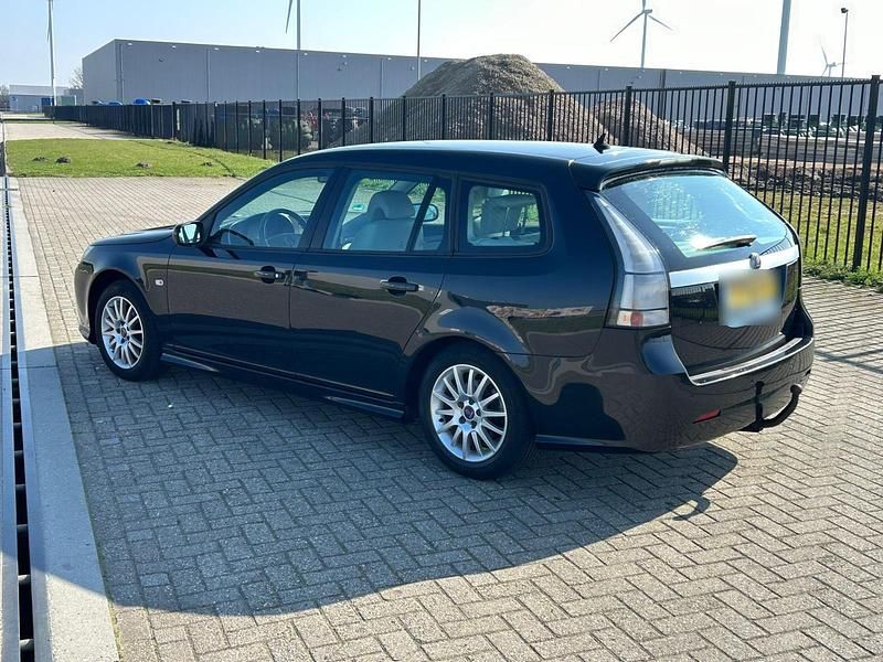 Gebraucht Saab 9-3 120 PS (88 kW) 2010 Schwarz Kombi