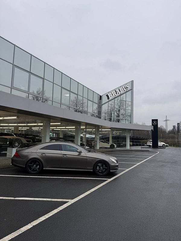 Gebraucht Mercedes CLS63 AMG AMG 514 PS (378 kW) 2007 Braun Coupé