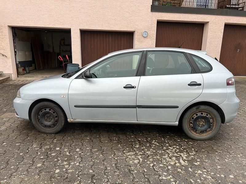Gebraucht Seat Ibiza 85 PS (62 kW) 2006 Silber Kleinwagen