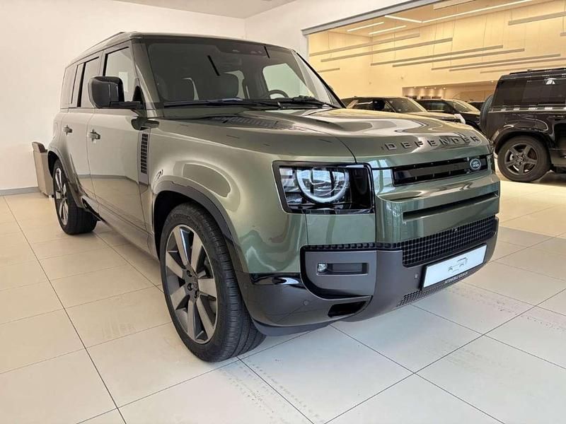 Neu Land Rover Defender HSE Dynamic 349 PS (256 kW) 2025 Grün SUV