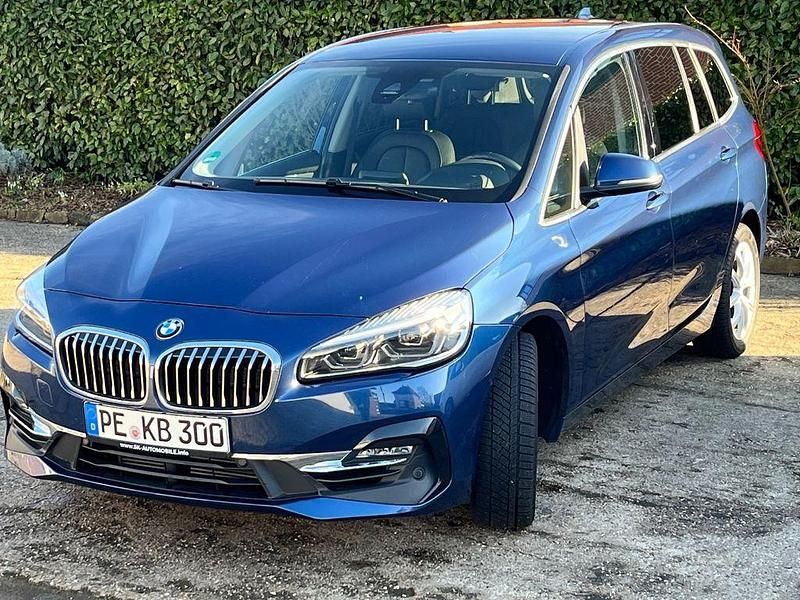 Gebraucht BMW 216 Gran Tourer Luxury Line 109 PS (80 kW) 2022 Blau Van / Kleinbus