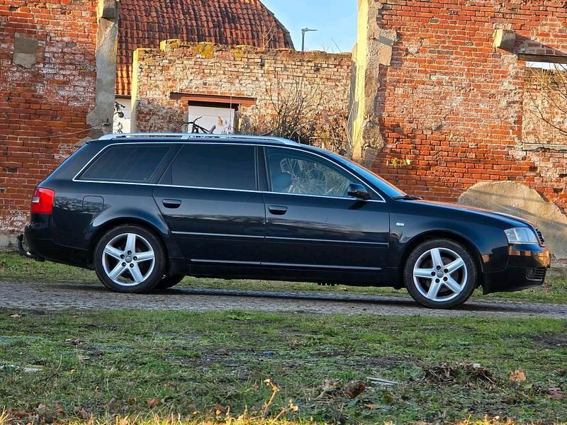 Gebraucht Audi A6 S-Line 210 PS (154 kW) 2002 Schwarz Kombi