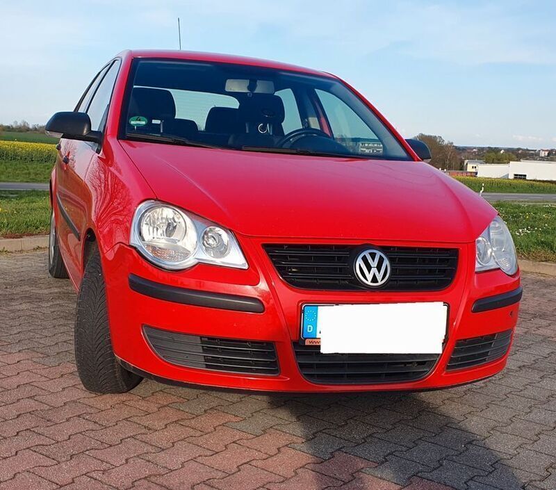 Rot Gebraucht 2007 VW Polo Limousine | 2.350 € (Fairer Preis) - Bild 1/4