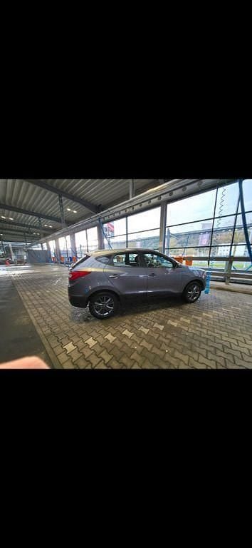 Gebraucht Hyundai ix35 Edition 136 PS (100 kW) 2014 Silber SUV