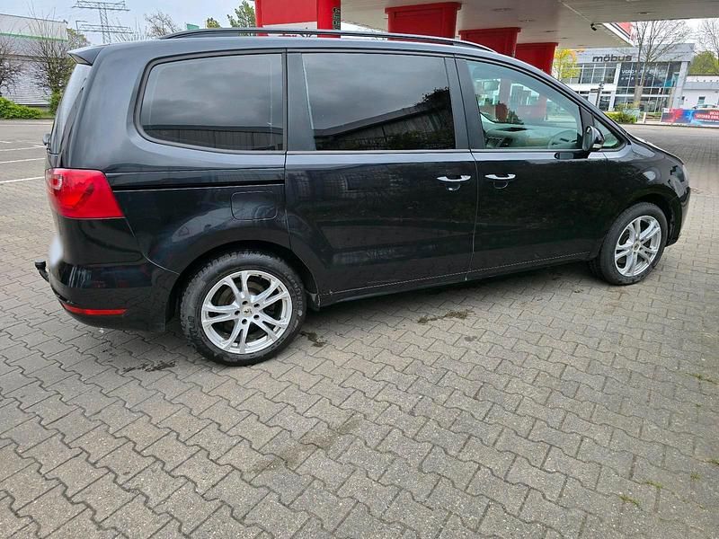 Usata Seat Alhambra 140 CV (102 kW) 2012 Nero Monovolume