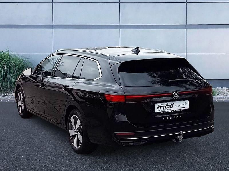 Gebraucht VW Passat Business 150 PS (110 kW) 2025 Grenadillschwarz metallic Kombi