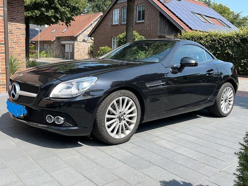 Gebraucht Mercedes SLK200 184 PS (135 kW) 2014 Schwarz Cabrio