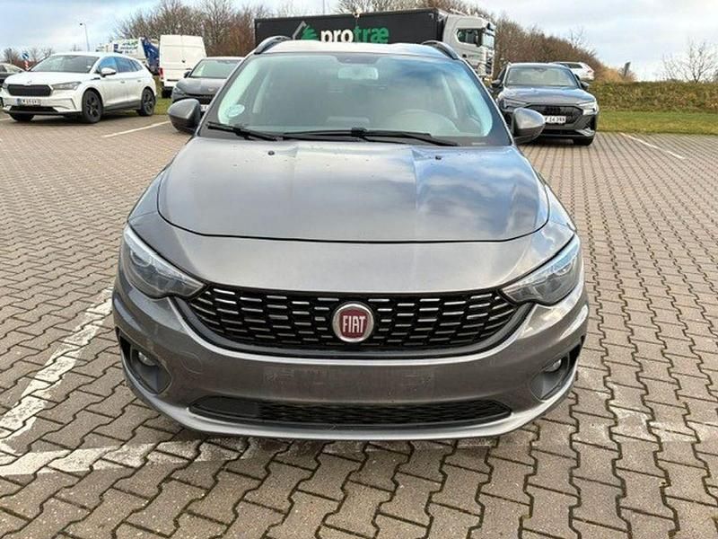 Gebraucht 2017 Fiat Tipo Lounge Limousine | 4.200 € (Fairer Preis) - Bild 1/4