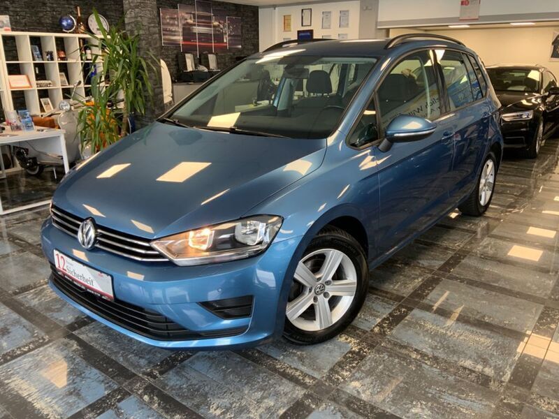 Blau Gebraucht 2014 VW Golf Sportsvan Comfortline Van / Kleinbus | 10.999 € (Fairer Preis) - Bild 1/4