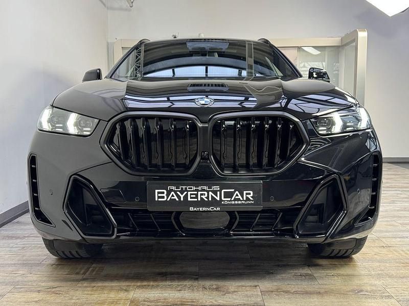 Gebraucht BMW X6 M Sport 298 PS (219 kW) 2025 Schwarz SUV