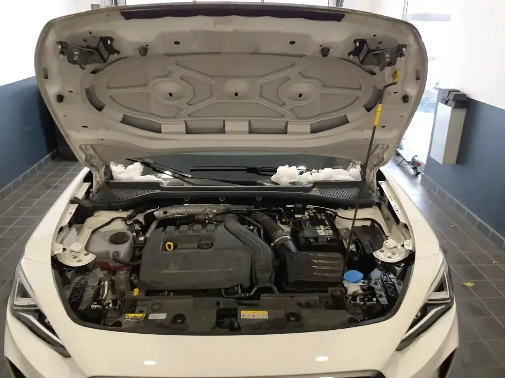 Gebraucht Cupra Formentor 150 PS (110 kW) 2024 Weiß SUV
