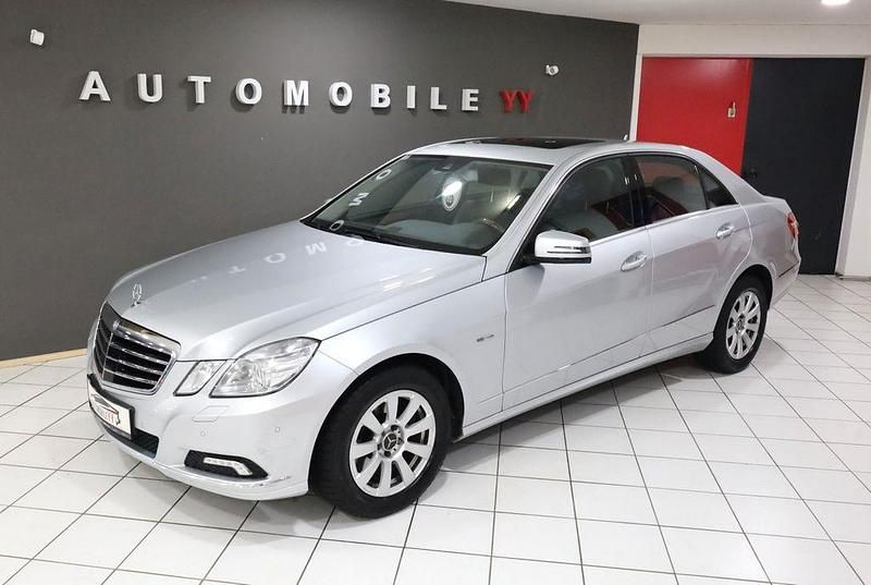 Gebraucht Mercedes E350 Elegance 231 PS (169 kW) 2009 Silber Limousine