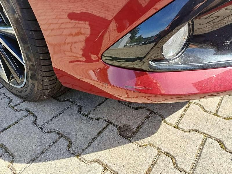 Gebraucht Toyota Auris Touring Sports 99 PS (72 kW) 2019 Rot Kombi