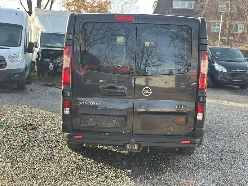 Gebraucht Opel Vivaro 120 PS (88 kW) 2017 Schwarz Van / Kleinbus