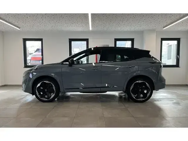 Neu Nissan Qashqai 158 PS (116 kW) 2026 Deep ocean / dach schwarz SUV