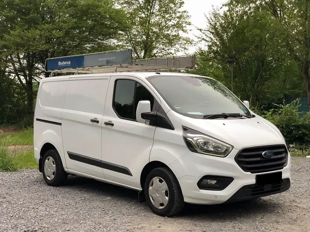 Gebraucht Ford Transit Custom 131 PS (96 kW) 2018 Weiß Van / Kleinbus