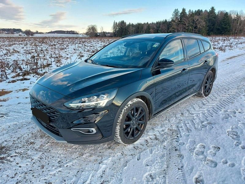 Gebraucht Ford Focus Active 150 PS (110 kW) 2020 Schwarz Kombi