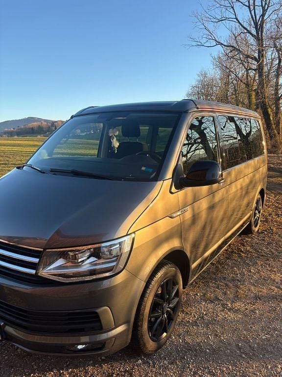 Gebraucht VW California Edition 150 PS (110 kW) 2018 Grau Van