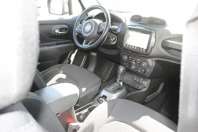 Gebraucht Jeep Renegade Limited 150 PS (110 kW) 2022 Schwarz SUV