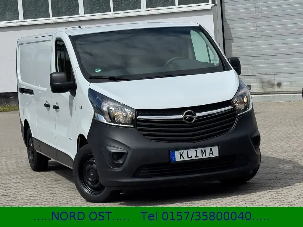 Używany Opel Vivaro 145 KM (106 kW) 2017 Biały Minivan