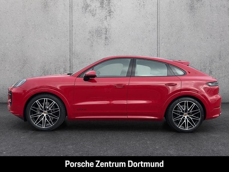 Gebraucht Porsche Cayenne GTS 500 PS (367 kW) 2025 Rot SUV