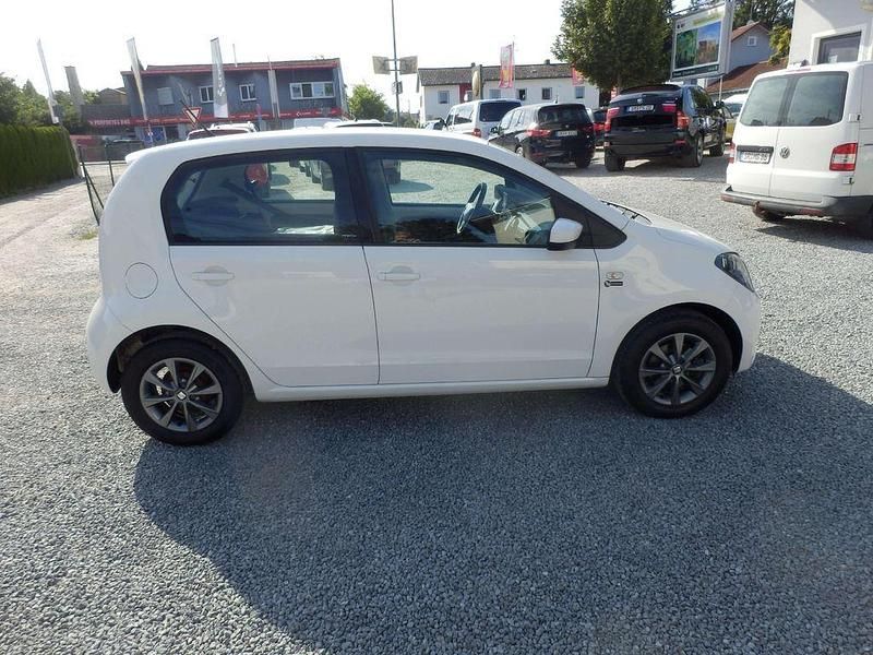 Gebraucht Seat Mii I-Tech 75 PS (55 kW) 2015 Weiß Kleinwagen