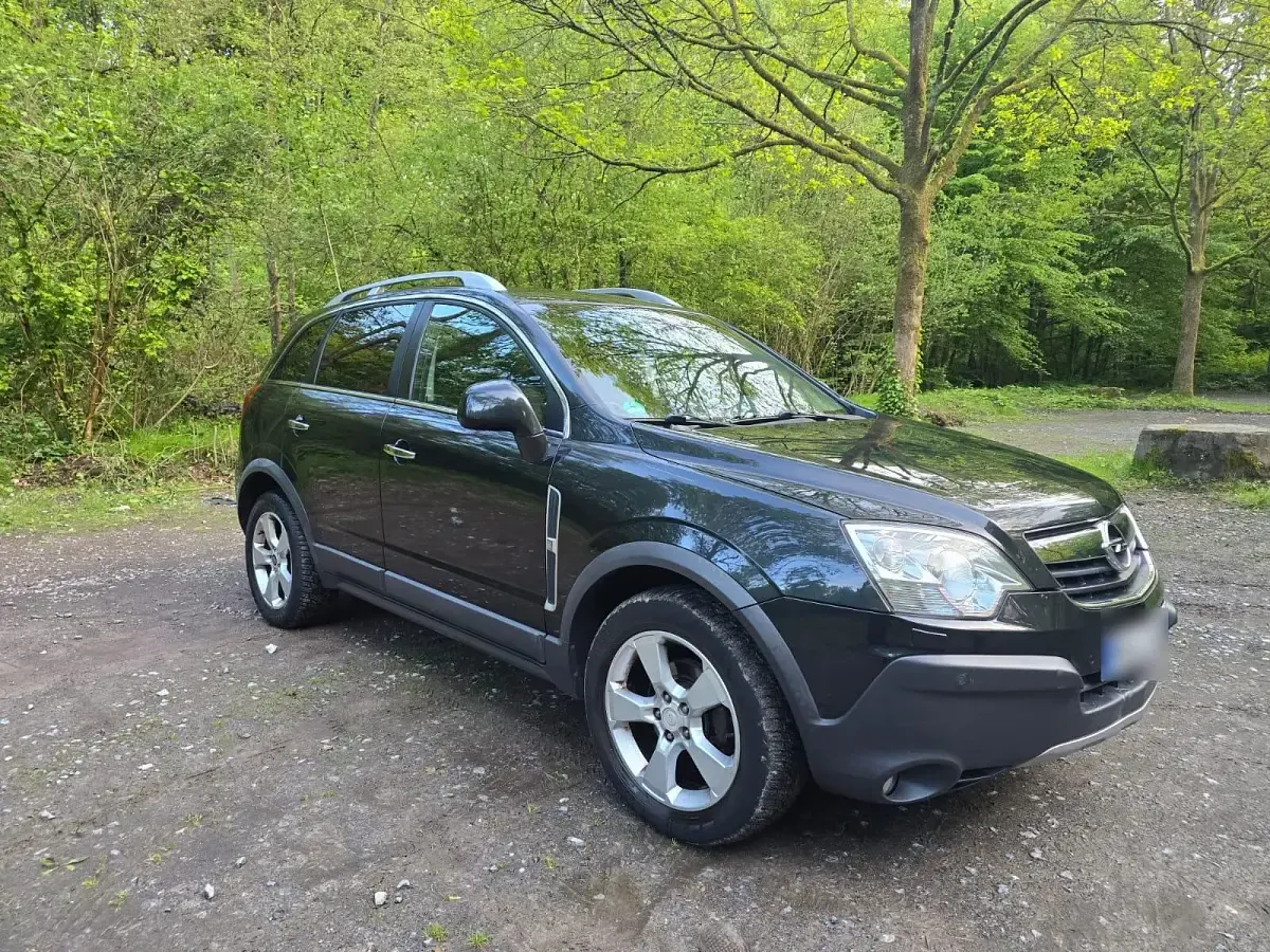 Gebraucht Opel Antara 150 PS (110 kW) 2010 Schwarz SUV