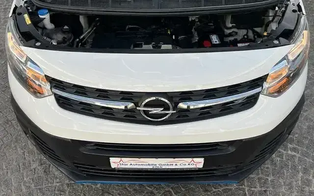 Gebraucht Opel Vivaro-e Combi Edition 150 PS (110 kW) 2020 Andere Van / Kleinbus