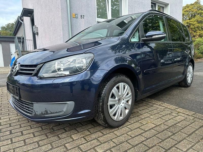 Blau Gebraucht 2011 VW Touran Comfortline Van / Kleinbus | 4.390 € (Superpreis) - Bild 1/4
