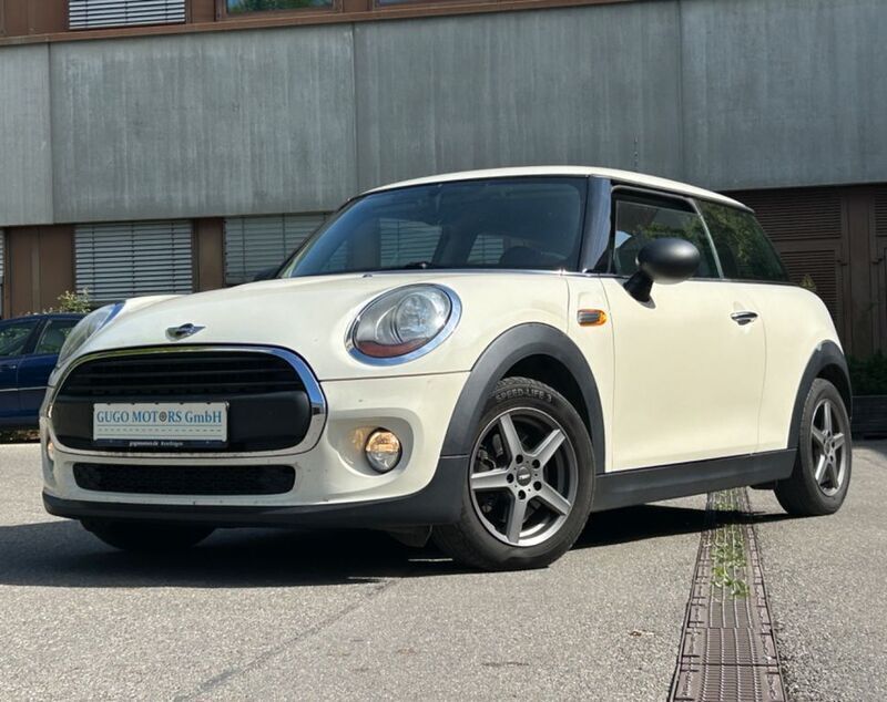 Weiß Gebraucht 2017 Mini One D Kleinwagen | 7.190 € (Guter Preis) - Bild 1/4