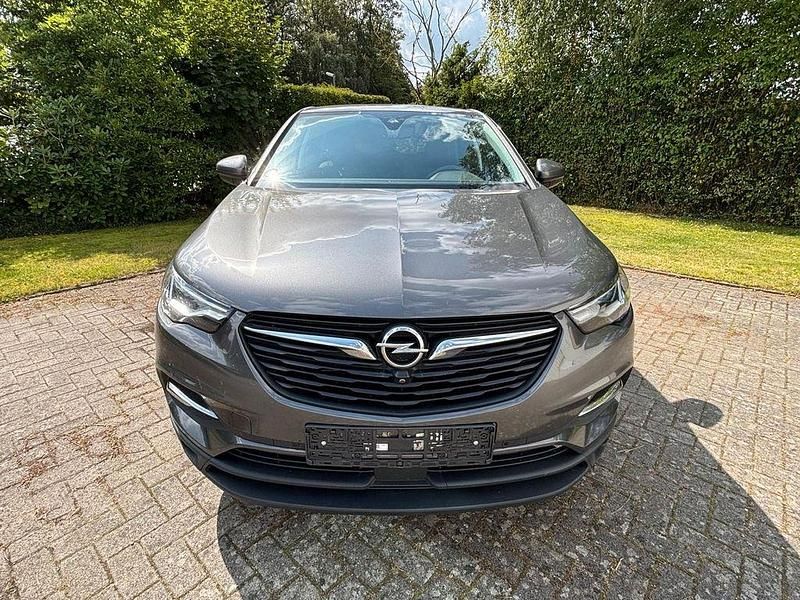 Grau Gebraucht 2021 Opel Grandland X SUV | 18.000 € (Fairer Preis) - Bild 1/4