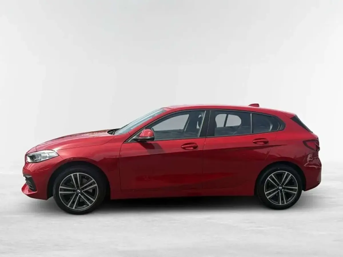 Gebraucht BMW 118 Advantage 140 PS (102 kW) 2023 Rot Limousine