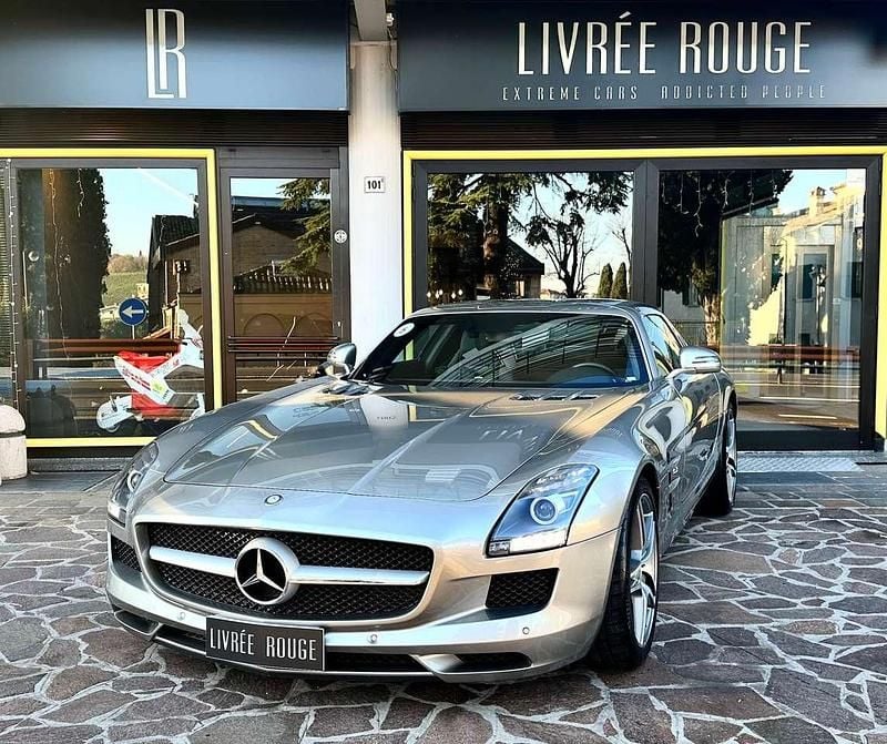 Grau Gebraucht 2011 Mercedes SLS AMG Coupé | 229.000 € (Guter Preis) - Bild 1/4