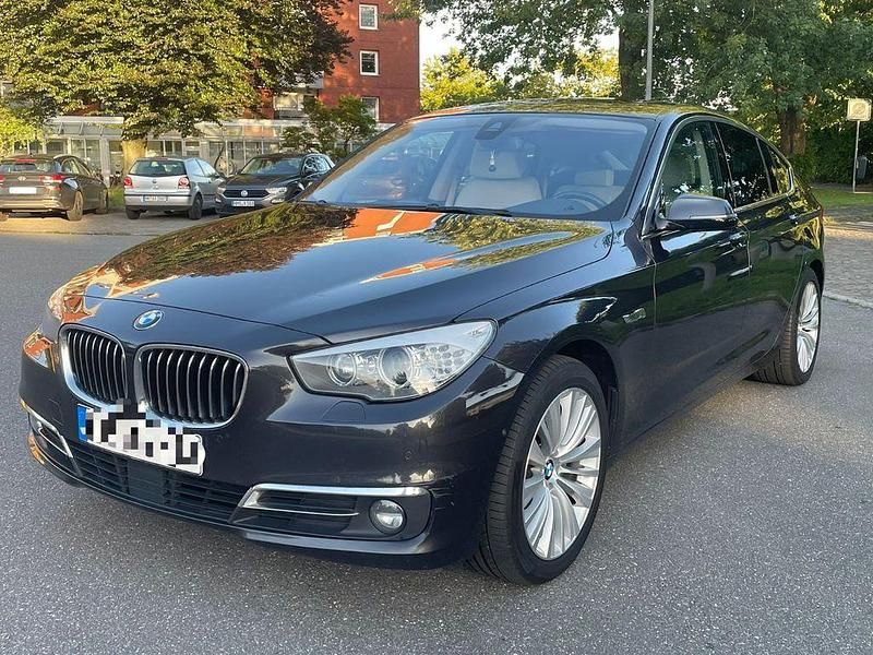 Schwarz Gebraucht 2016 BMW 530 Gran Turismo Limousine | 9.590 € (Teuer) - Bild 1/4