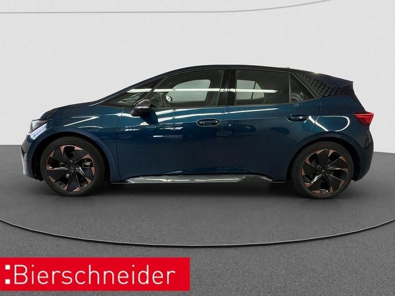 Second-hand Cupra Born 169 kW (231 CP) 2023 Albastru Hatchback