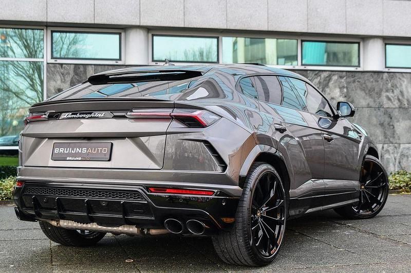 Gebraucht Lamborghini Urus 650 PS (478 kW) 2021 Grau SUV