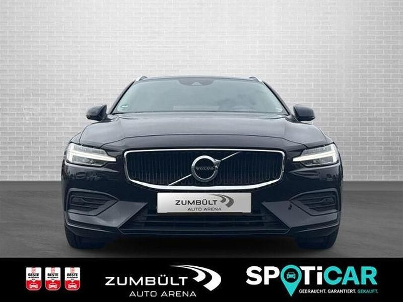 Gebraucht Volvo V60 Pro 190 PS (139 kW) 2019 Onyx black / metallic (metallic) Kombi