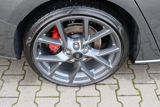 Nowe Ford Focus ST 280 KM (205 kW) 2025 Zielony Kombi