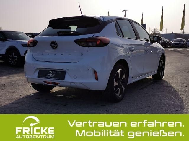 Gebraucht Opel Corsa-e Edition 100 kW (136 PS) 2023 Weiss Kleinwagen