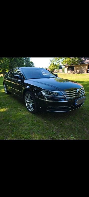 Schwarz Gebraucht 2014 VW Phaeton Exclusive Limousine | 22.900 € (Teuer) - Bild 1/4