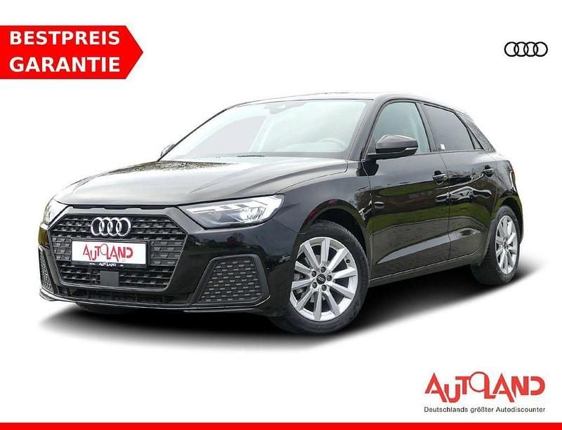 Schwarz Gebraucht 2022 Audi A1 Sportback Basis Kleinwagen | 22.990 € (Etwas zu teuer) - Bild 1/4