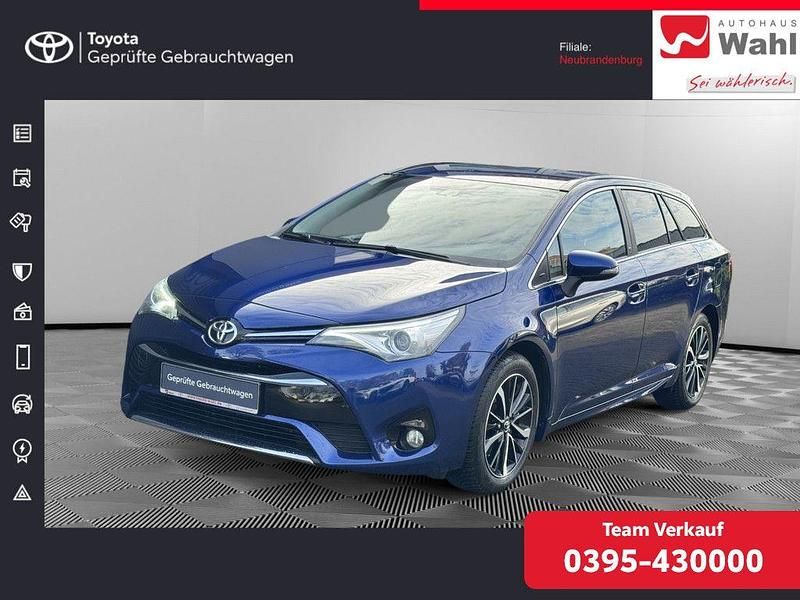 Blau Gebraucht 2018 Toyota Avensis Team Kombi | 18.680 € (Etwas zu teuer) - Bild 1/4