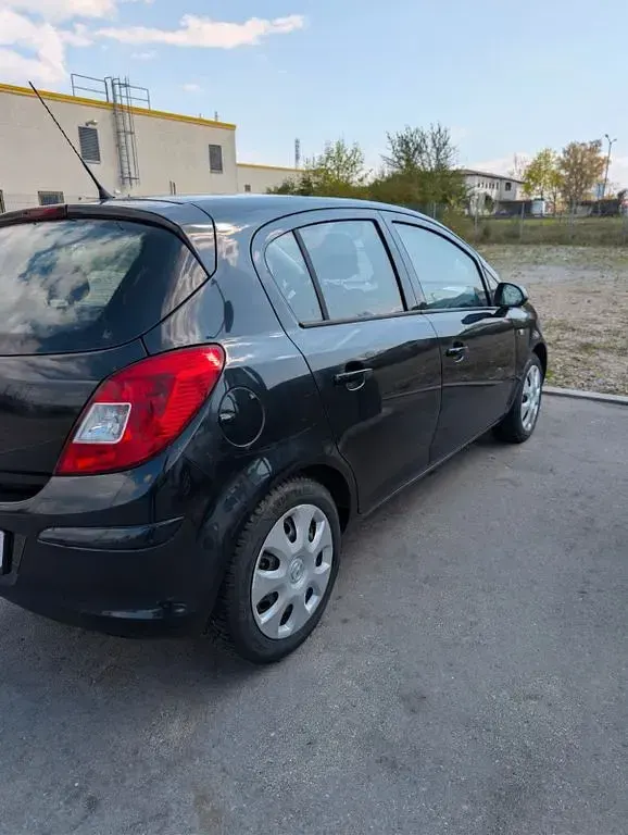 Gebraucht Opel Corsa Active 86 PS (63 kW) 2013 Schwarz Kleinwagen